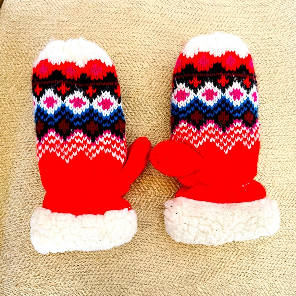 Red Christmas Winter Gloves/Mittens